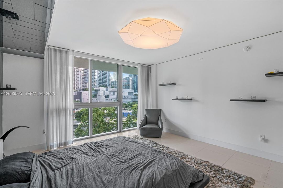 В аренду: $5,800 (3 спален, 3 ванн, 1464 Квадратных фут)