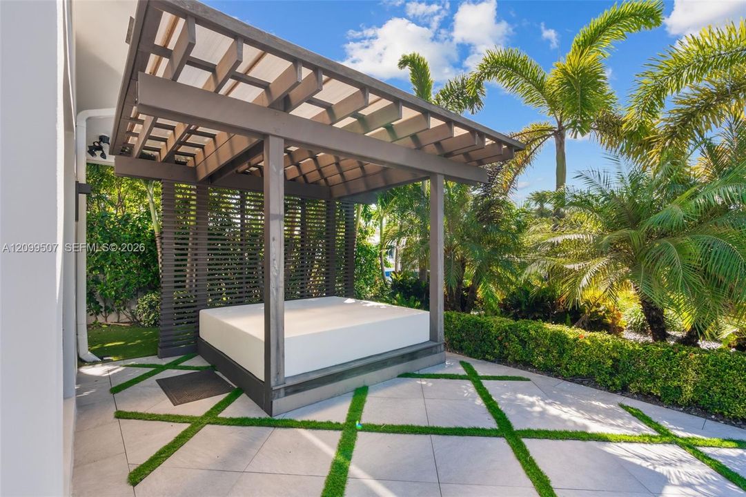 For Sale: $4,195,000 (4 beds, 3 baths, 3359 Square Feet)
