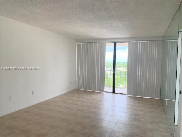 For Rent: $1,650 (1 beds, 1 baths, 782 Square Feet)