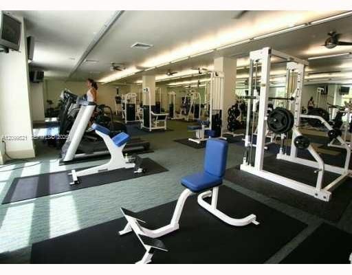 For Rent: $3,750 (2 beds, 2 baths, 1202 Square Feet)