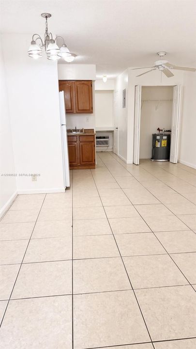 В аренду: $1,300 (1 спален, 1 ванн, 400 Квадратных фут)