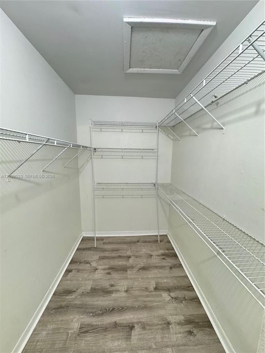 В аренду: $1,900 (1 спален, 1 ванн, 605 Квадратных фут)