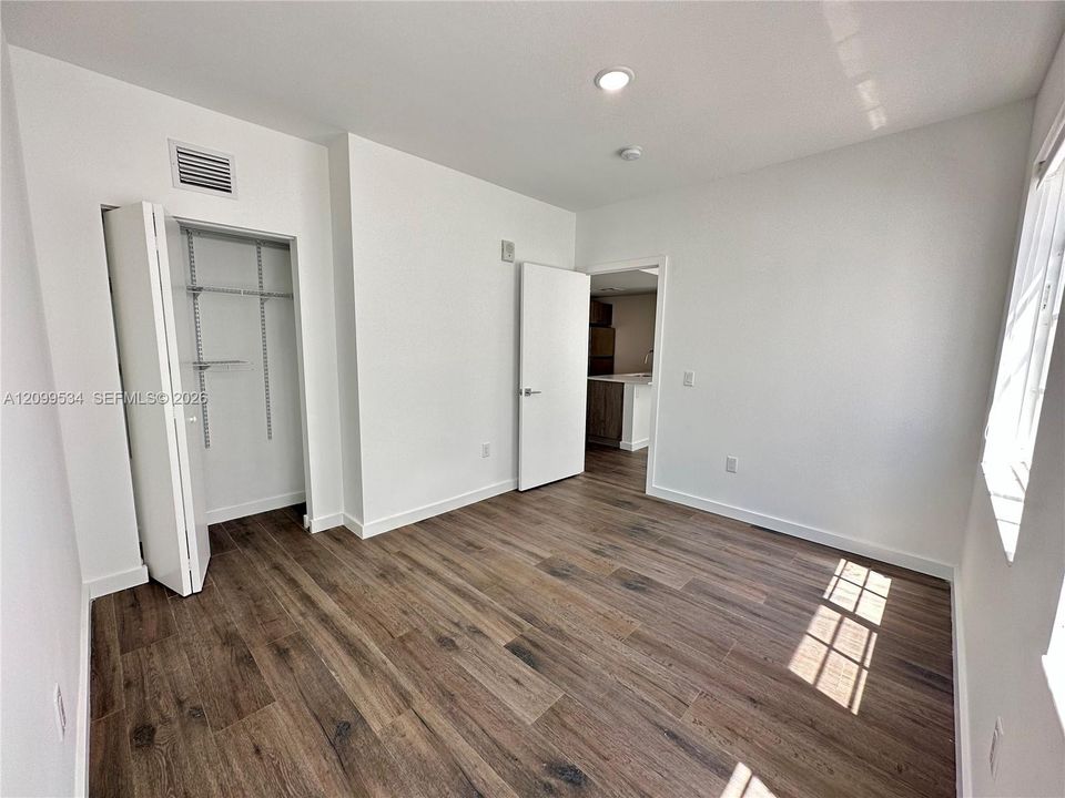 В аренду: $2,350 (1 спален, 1 ванн, 514 Квадратных фут)