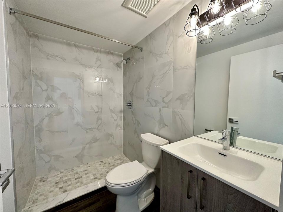 В аренду: $2,350 (1 спален, 1 ванн, 514 Квадратных фут)