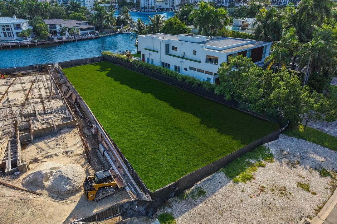 На продажу: $7,775,000 (10,465 кв.фт.)