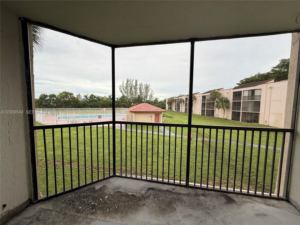 В аренду: $1,995 (2 спален, 2 ванн, 820 Квадратных фут)