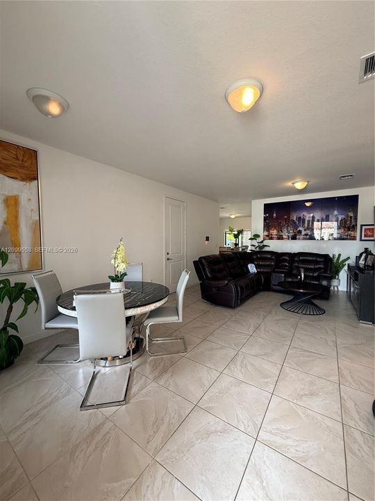 For Rent: $3,300 (4 beds, 2 baths, 1840 Square Feet)