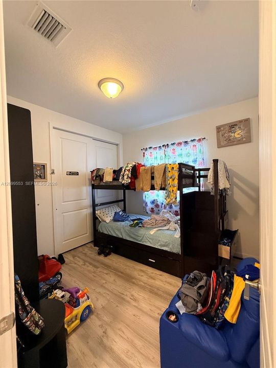 For Rent: $3,300 (4 beds, 2 baths, 1840 Square Feet)