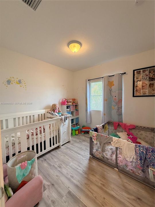 For Rent: $3,300 (4 beds, 2 baths, 1840 Square Feet)