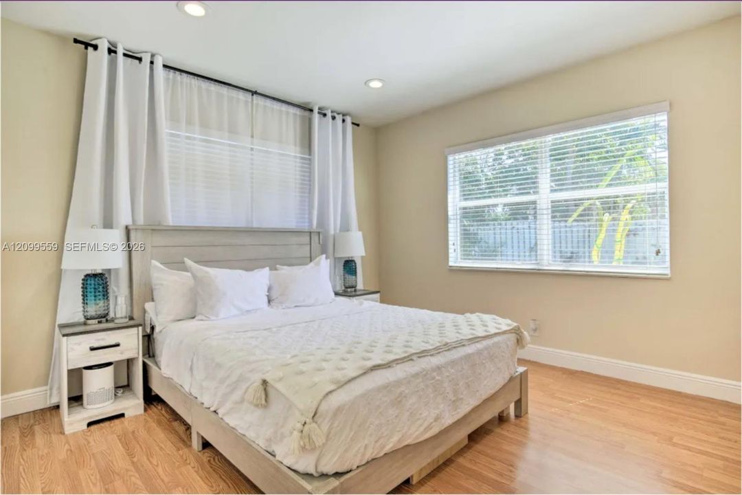 En Renta: $4,500 (3 camas, 2 baños, 1396 Pies cuadrados)