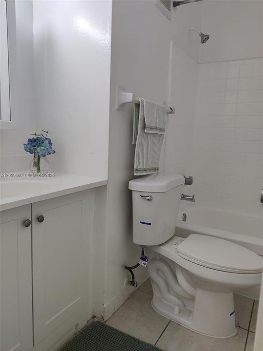 Recientemente alquilado: $1,400 (1 camas, 1 baños, 0 Pies cuadrados)