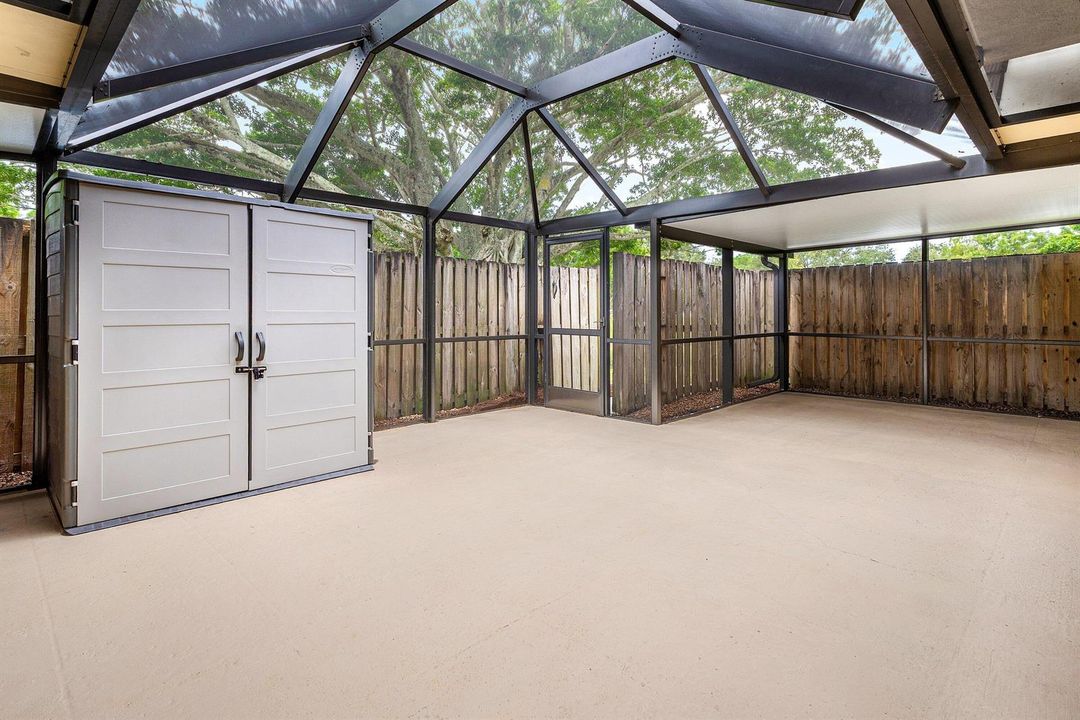 Patio - Premium Location