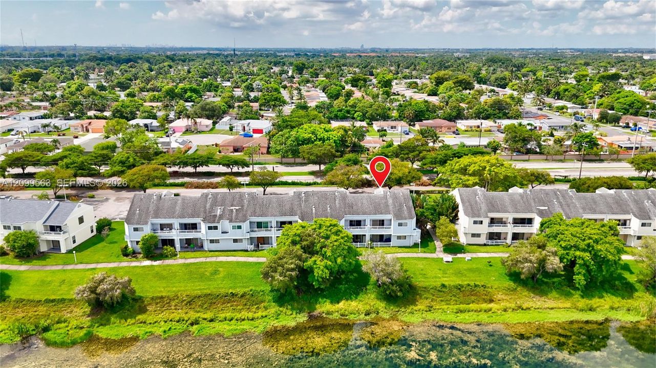 На продажу: $215,000 (2 спален, 2 ванн, 1020 Квадратных фут)