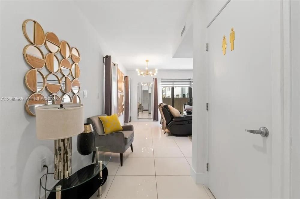 For Sale: $540,000 (4 beds, 3 baths, 1902 Square Feet)