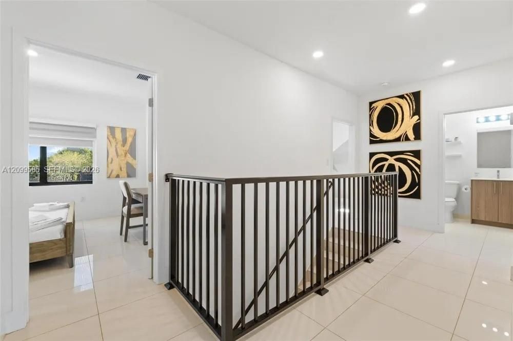 For Sale: $540,000 (4 beds, 3 baths, 1902 Square Feet)