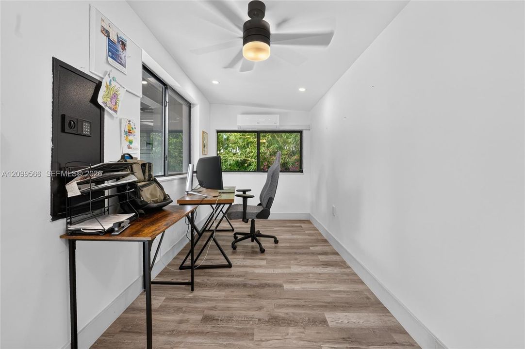 outdoor office