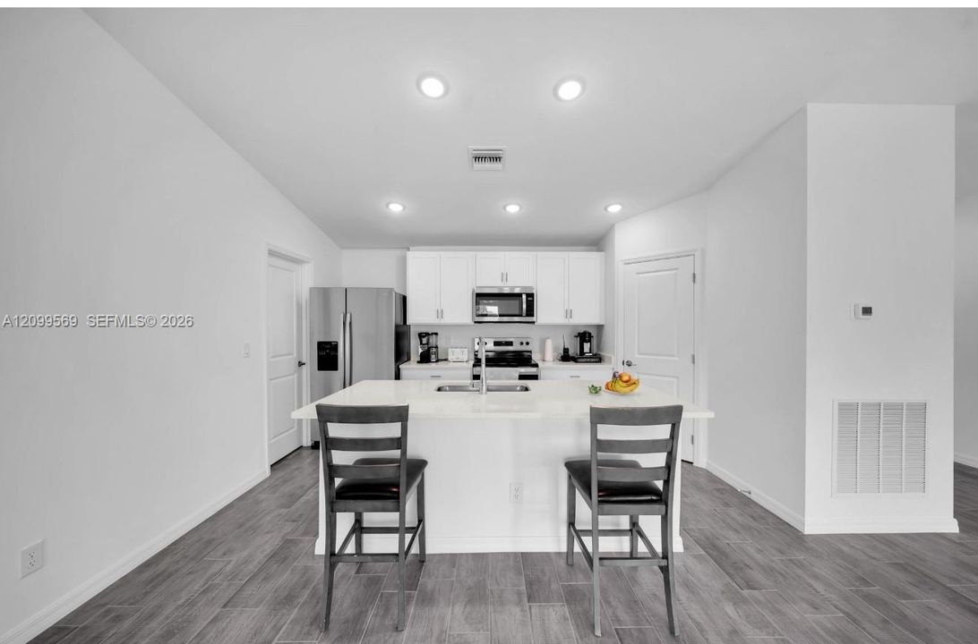 En Venta: $275,000 (3 camas, 2 baños, 0 Pies cuadrados)