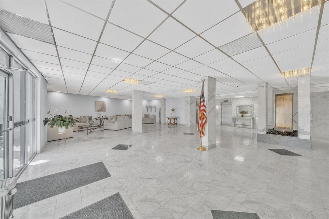 1 Lobby (1)