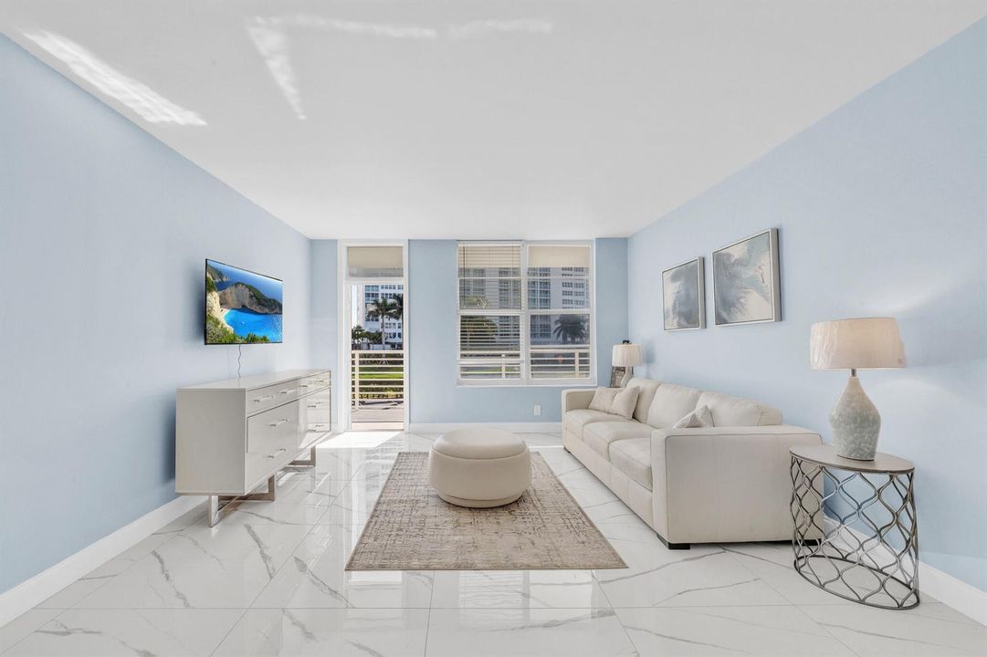 3 Living Area (1)