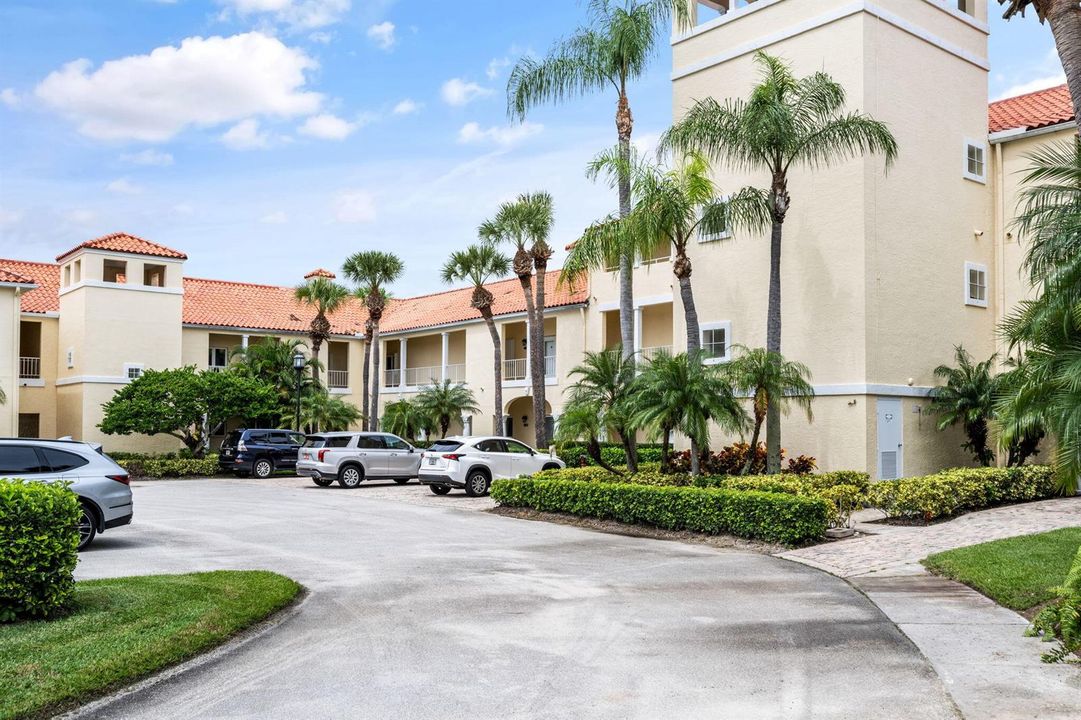 3-web-or-mls-5040 Harmony Circle 203--3