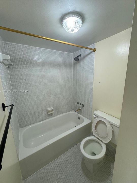 For Sale: $139,900 (2 beds, 2 baths, 1025 Square Feet)