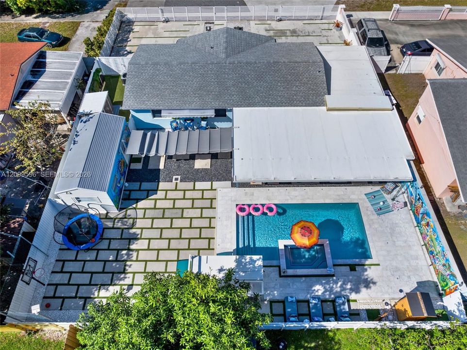 En Venta: $840,000 (3 camas, 1 baños, 1012 Pies cuadrados)