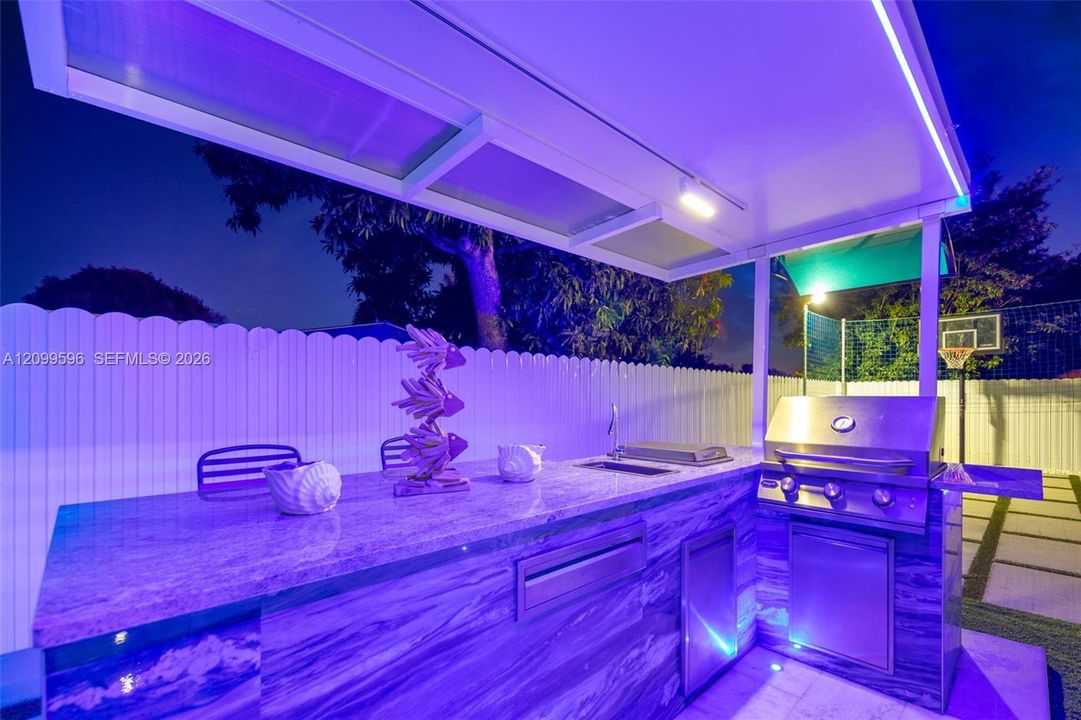 En Venta: $840,000 (3 camas, 1 baños, 1012 Pies cuadrados)