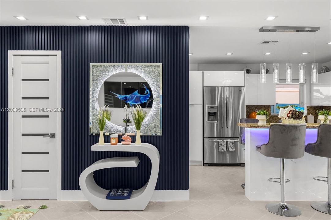 En Venta: $840,000 (3 camas, 1 baños, 1012 Pies cuadrados)