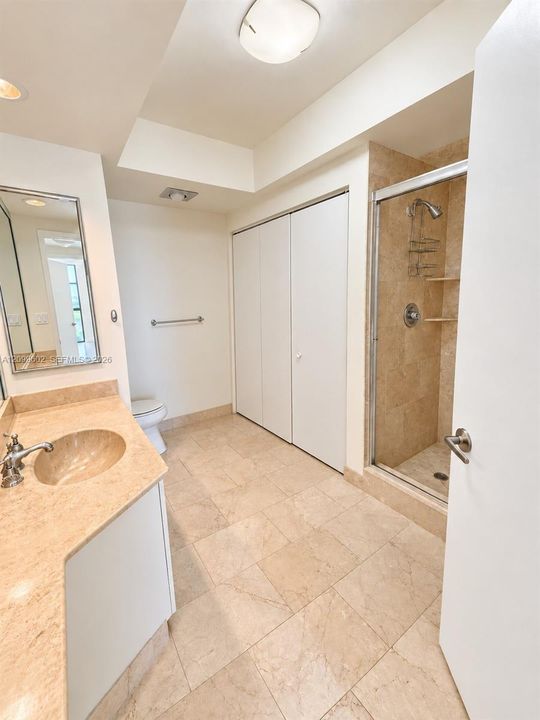В аренду: $4,500 (2 спален, 2 ванн, 1560 Квадратных фут)