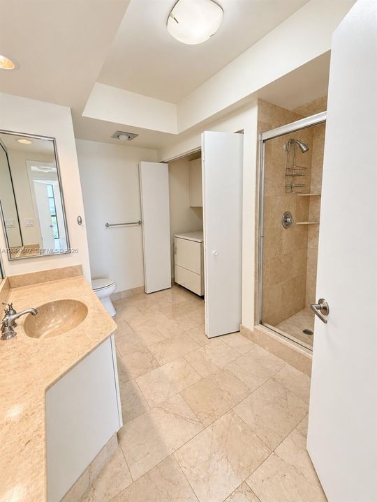 В аренду: $4,500 (2 спален, 2 ванн, 1560 Квадратных фут)