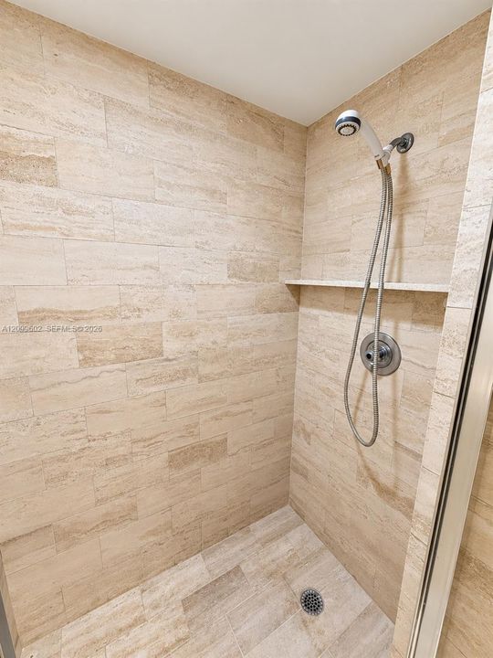 В аренду: $4,500 (2 спален, 2 ванн, 1560 Квадратных фут)