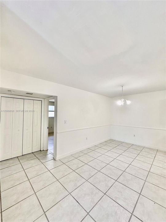 For Rent: $2,350 (2 beds, 2 baths, 7356 Square Feet)