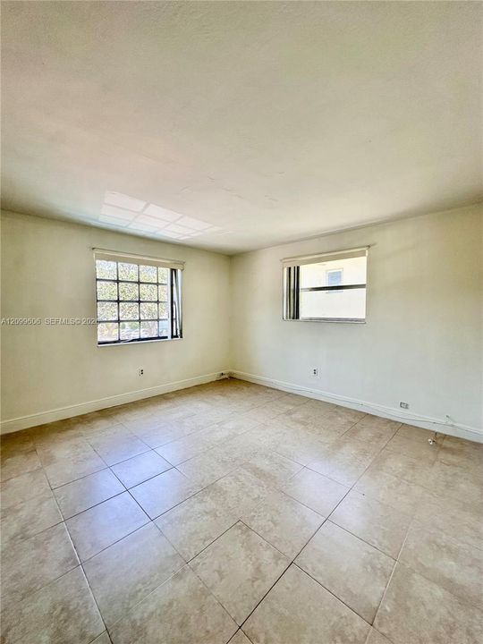 For Rent: $2,350 (2 beds, 2 baths, 7356 Square Feet)