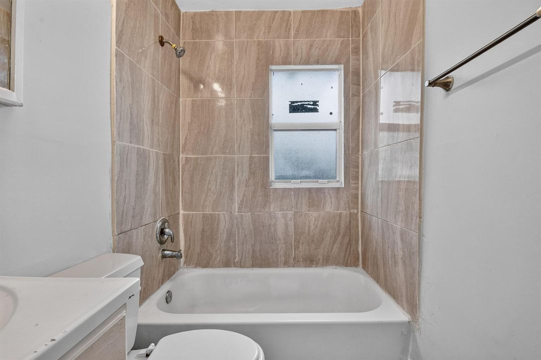 8857thStreet(43)