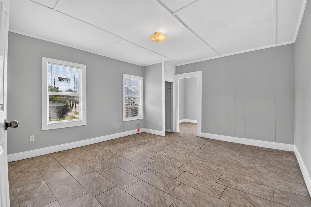 8857thStreet(39)