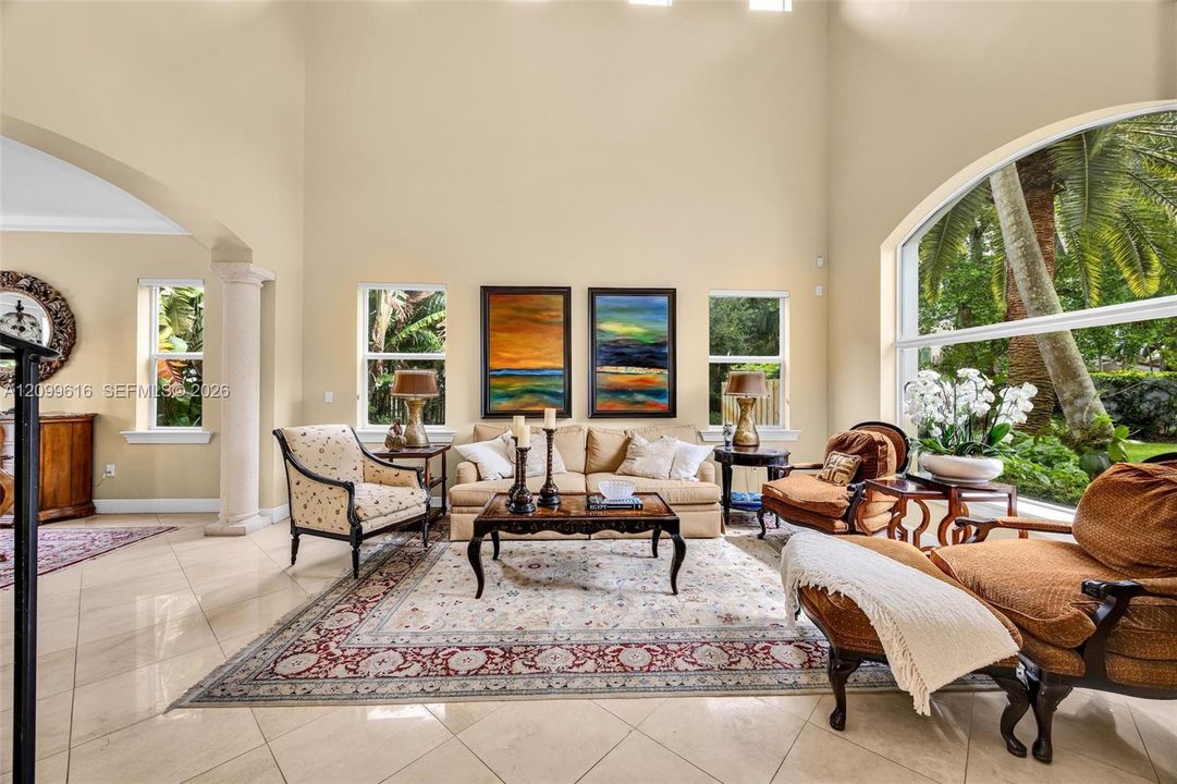 For Sale: $3,250,000 (5 beds, 5 baths, 4564 Square Feet)