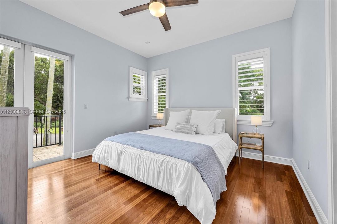For Sale: $3,250,000 (5 beds, 5 baths, 4564 Square Feet)