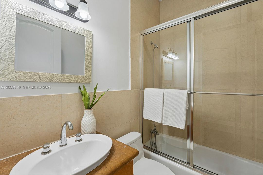 Ensuite in Inlaw
