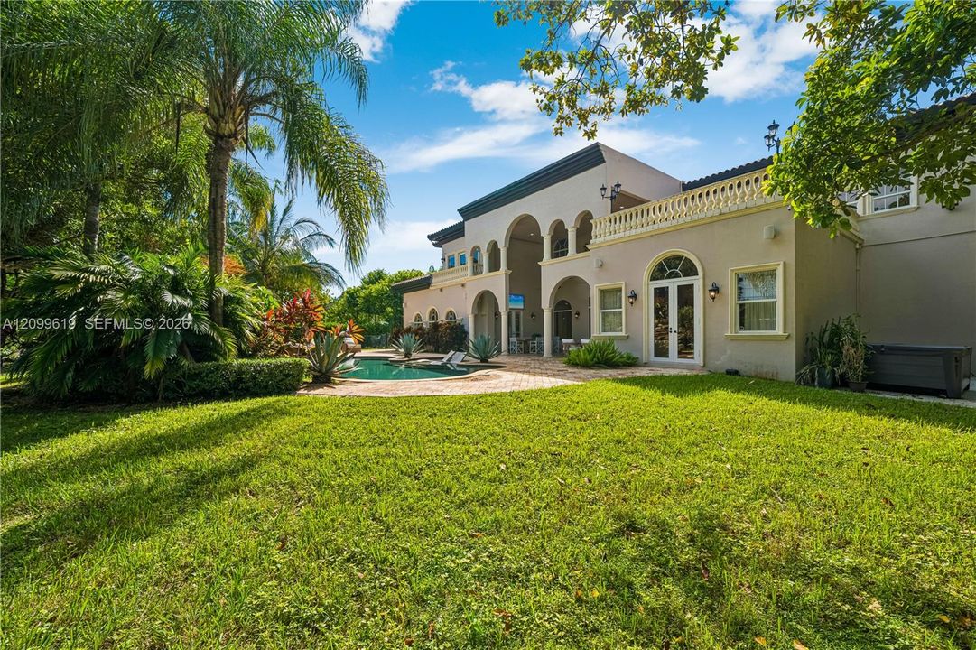 En Venta: $5,500,000 (6 camas, 9 baños, 7271 Pies cuadrados)