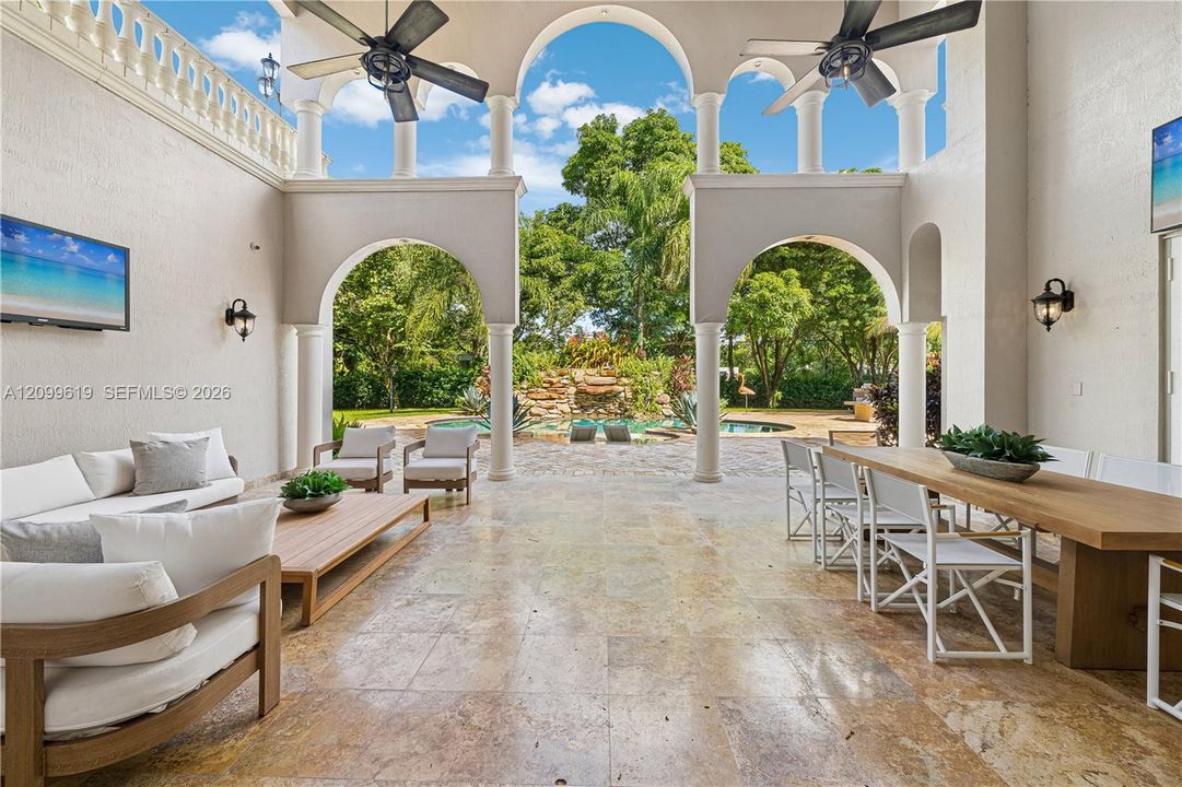 En Venta: $5,500,000 (6 camas, 9 baños, 7271 Pies cuadrados)