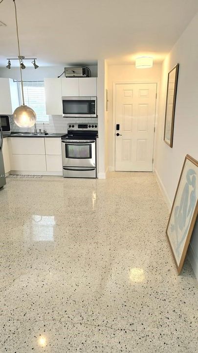 Living/Dining area