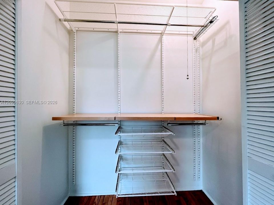 В аренду: $4,500 (3 спален, 2 ванн, 1497 Квадратных фут)