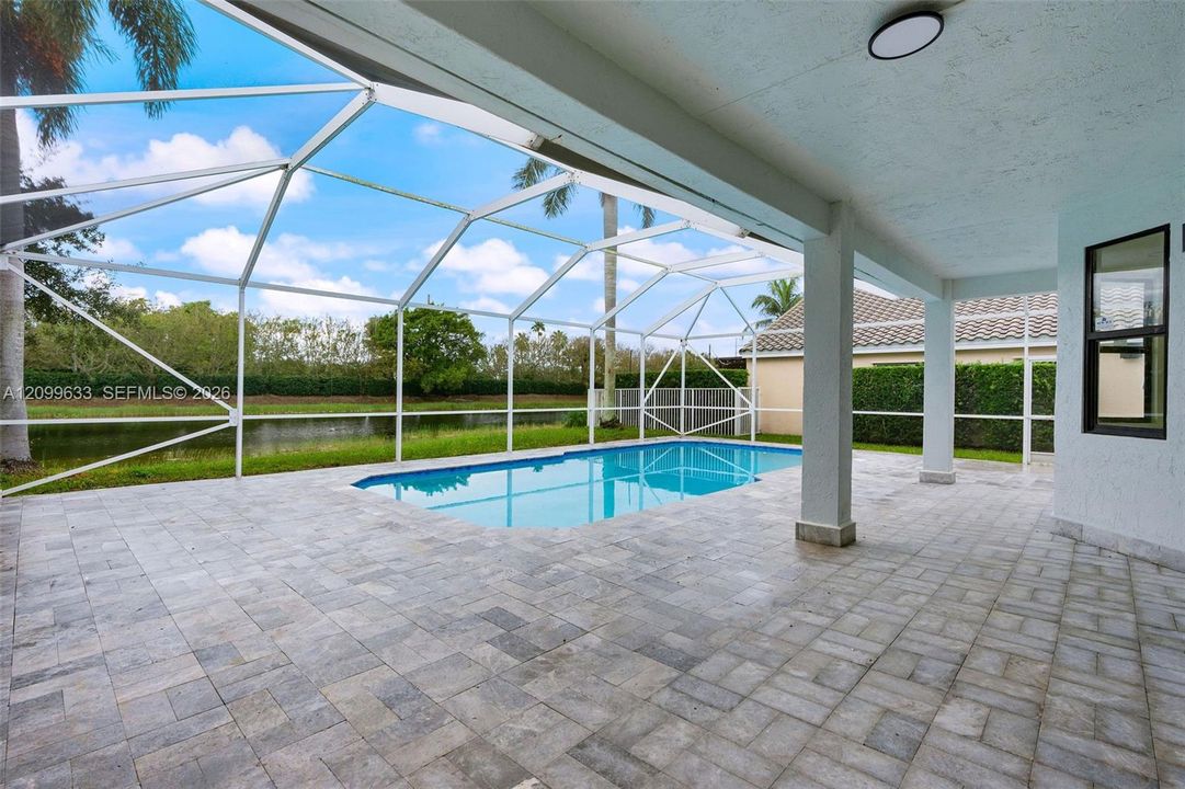 For Sale: $1,290,000 (4 beds, 2 baths, 2730 Square Feet)