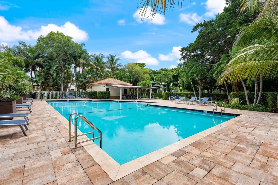 For Sale: $1,290,000 (4 beds, 2 baths, 2730 Square Feet)