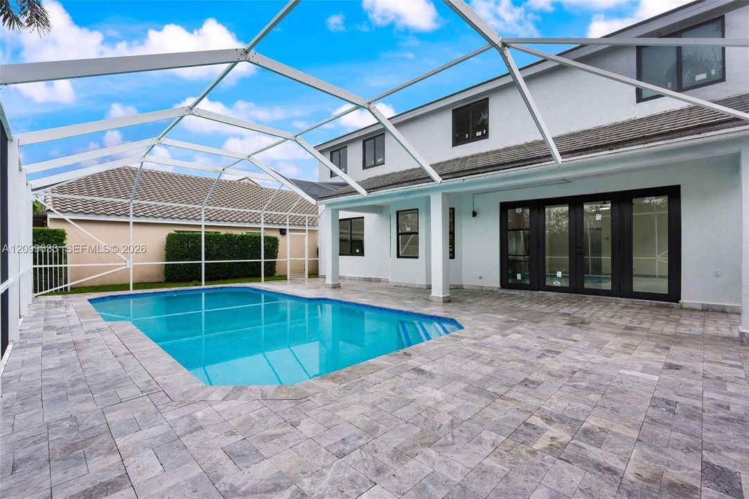 For Sale: $1,290,000 (4 beds, 2 baths, 2730 Square Feet)