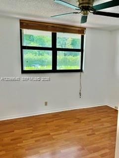 На продажу: $195,000 (2 спален, 2 ванн, 920 Квадратных фут)