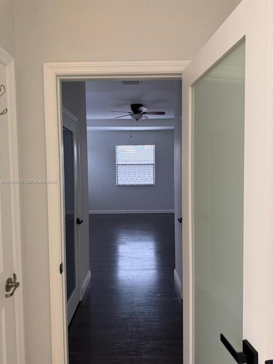 Activo con contrato: $5,000 (4 camas, 2 baños, 2587 Pies cuadrados)