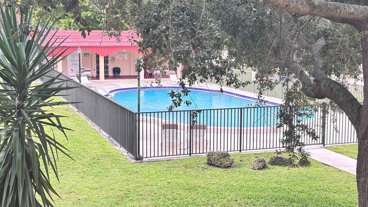 В аренду: $1,850 (1 спален, 1 ванн, 1050 Квадратных фут)