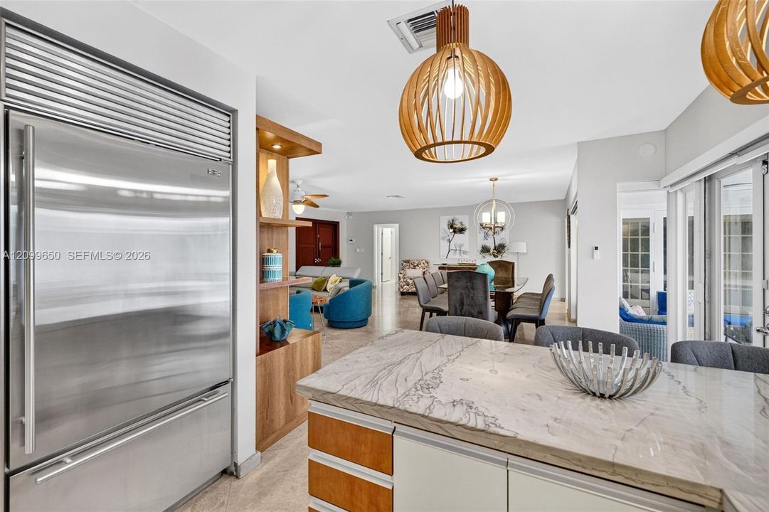 For Rent: $10,000 (5 beds, 3 baths, 2948 Square Feet)
