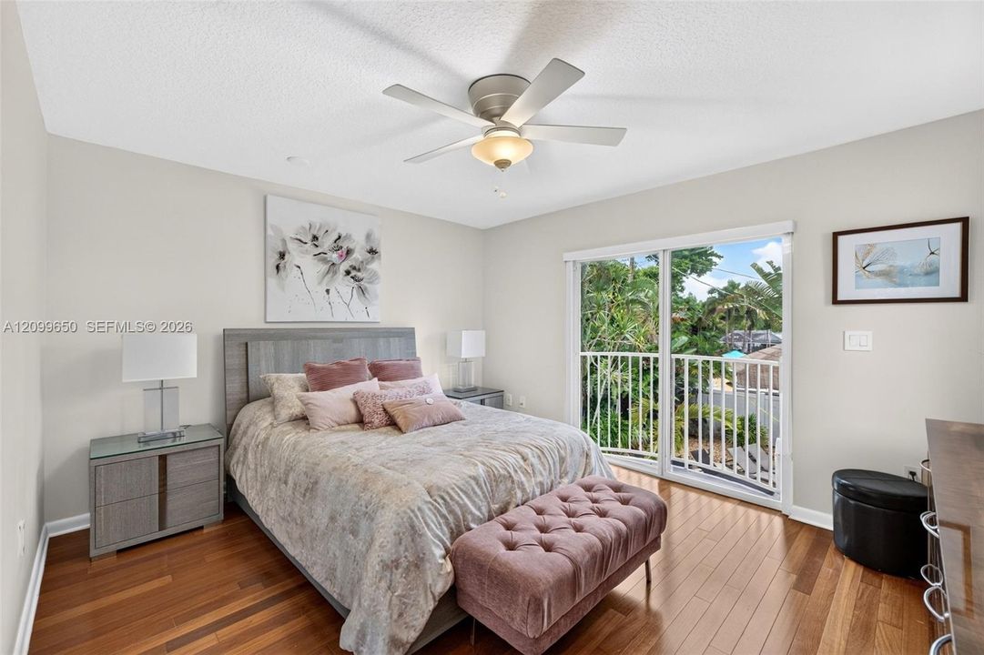 For Rent: $10,000 (5 beds, 3 baths, 2948 Square Feet)